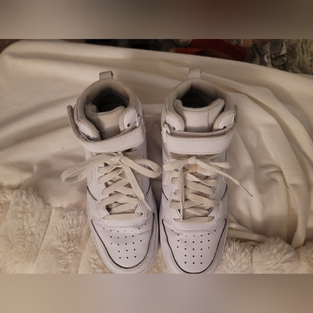 Nike‎ Court Borough Mid 2 White/White Sneakers Shoes CD7782-100 5Y - Picture 5 of 11